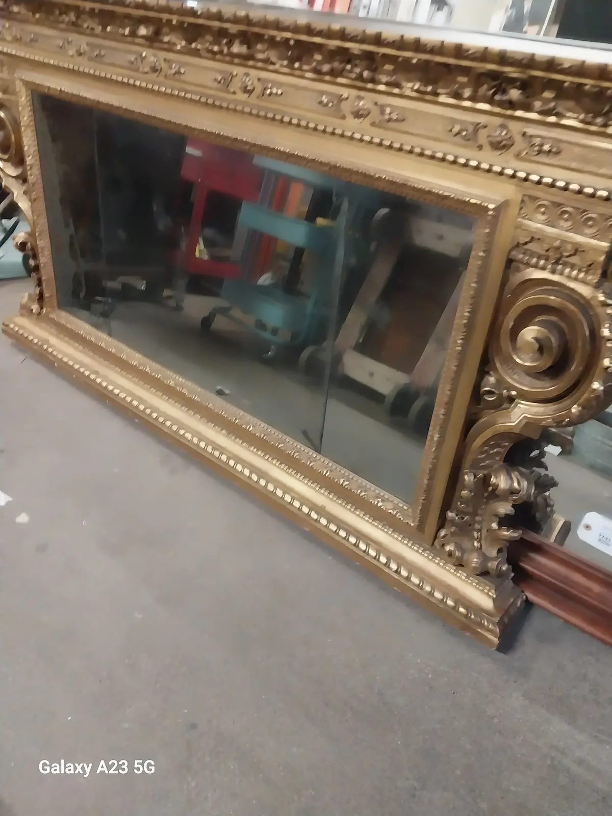 Italian Gilt Carved Horizontal Mirror 1