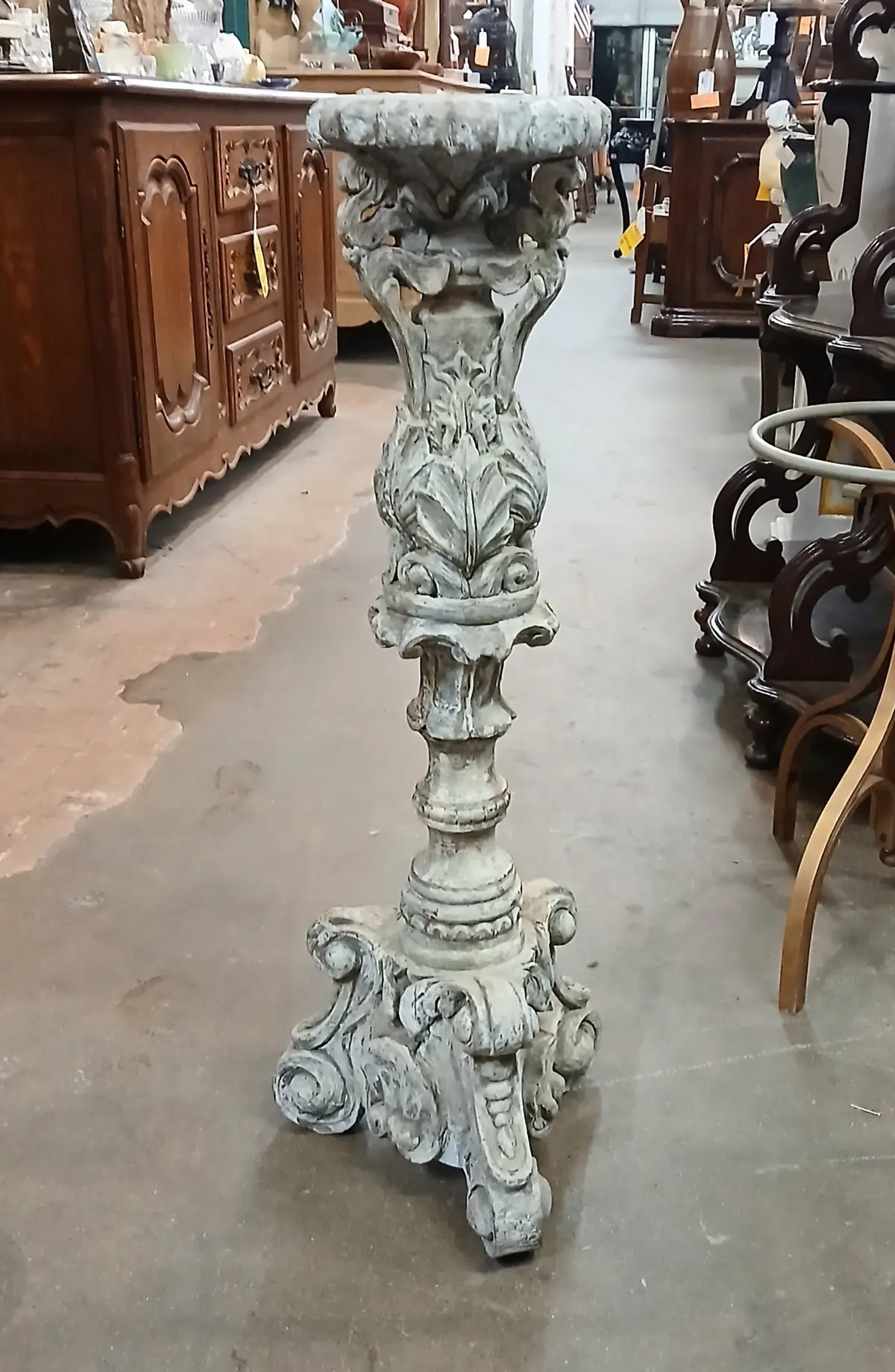 Composition Pedestal 1