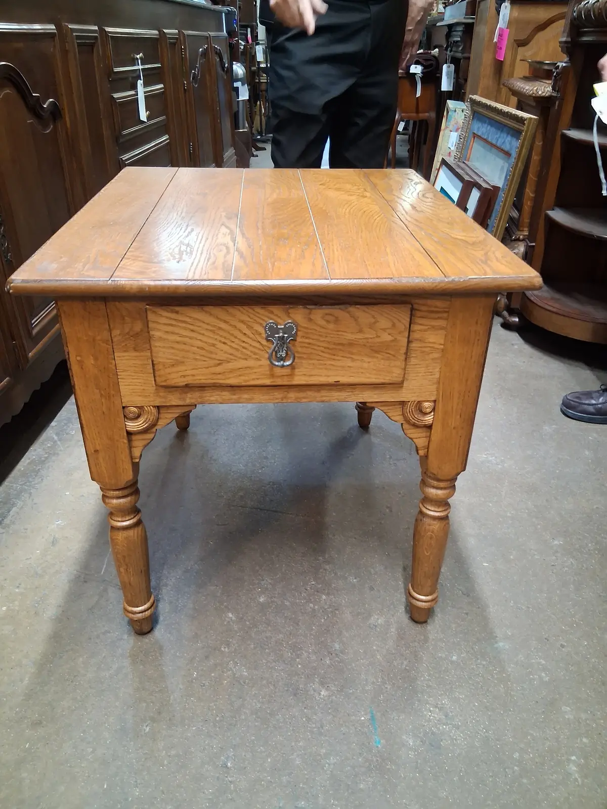 Oak End Table With Drawer 1