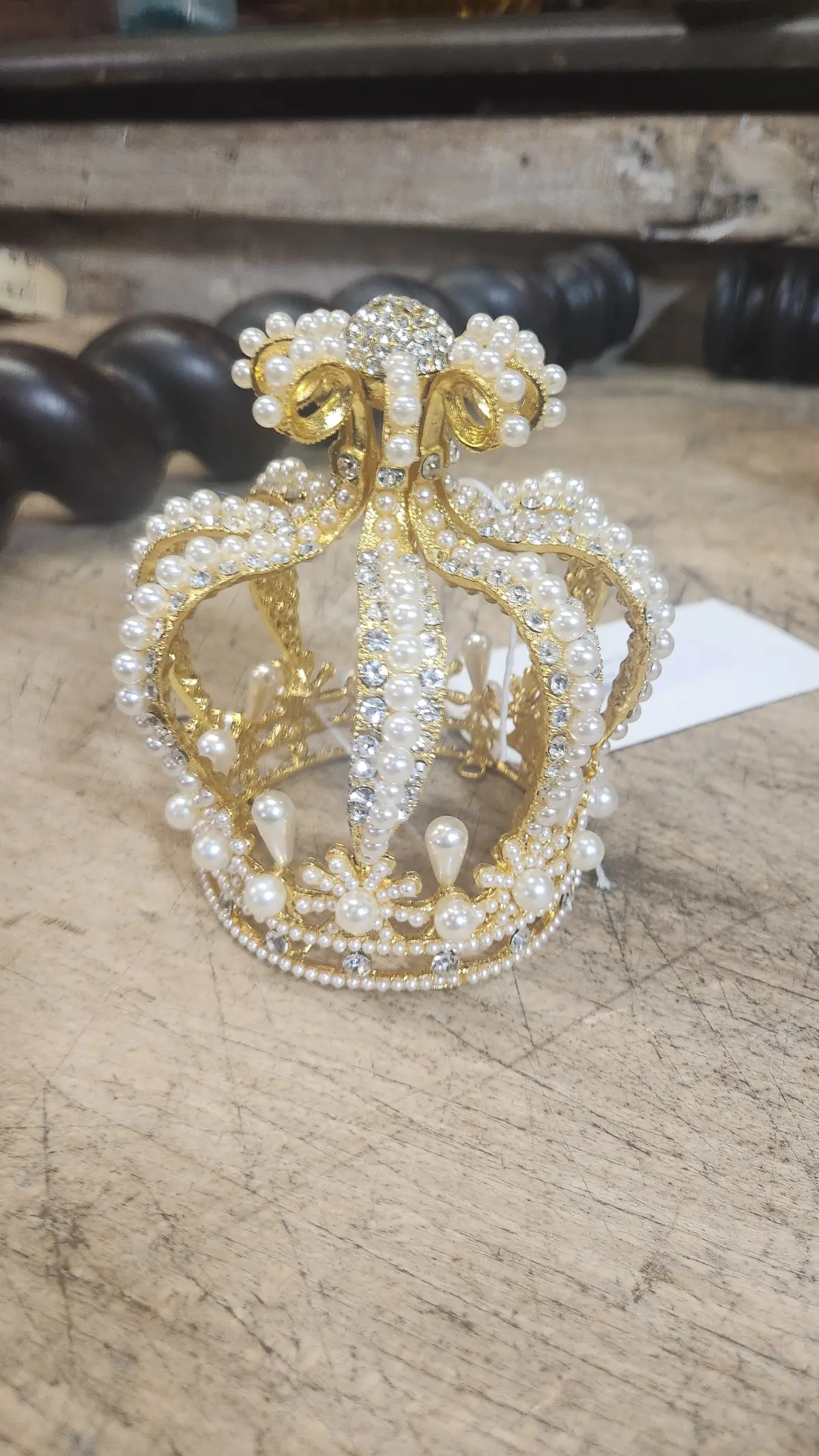 Small Crown With Pearls 1