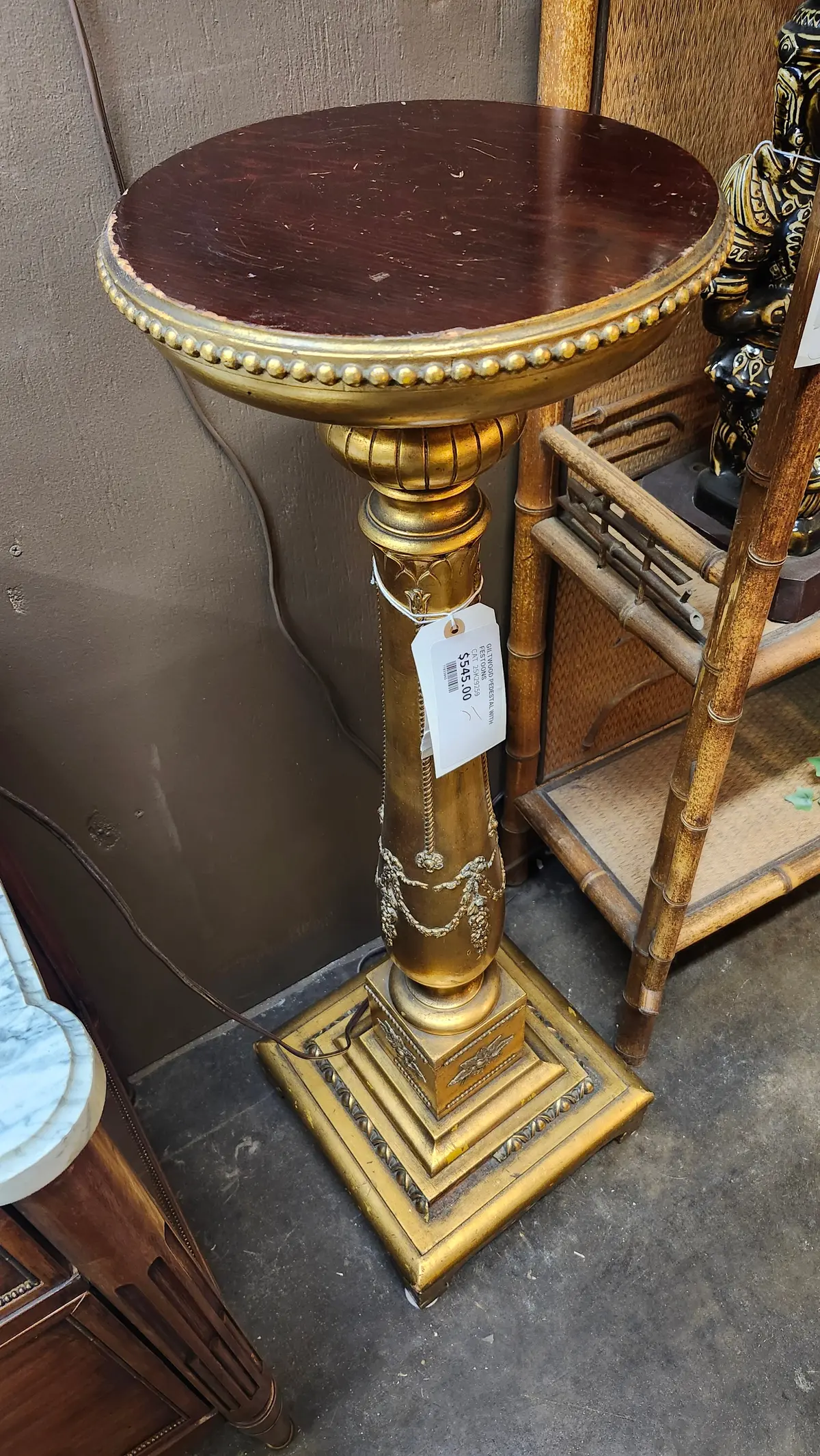 Giltwood Pedestal With Festoons 1