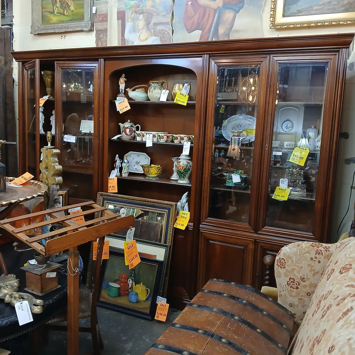 Long 3 Section Mahogany Bookcase Display 1