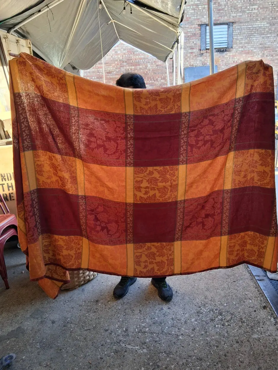 Large Rust And Burgundy Table Cloth With Leaves 1