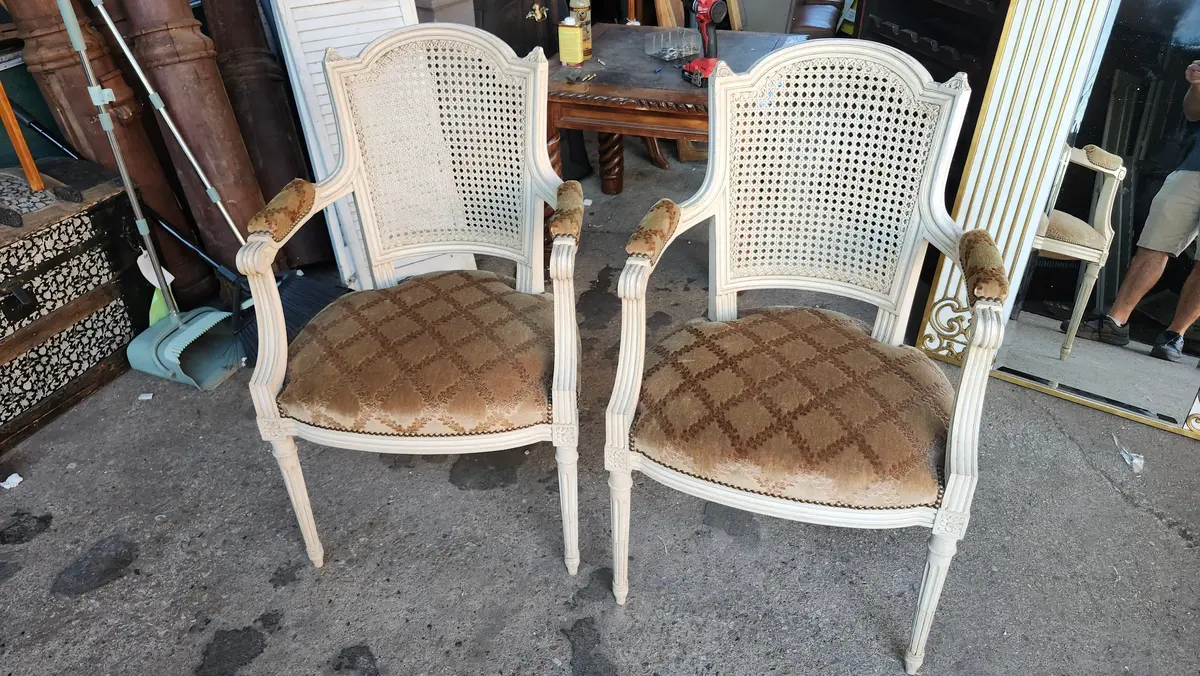 Pair Of White Louis Xvi Fauteuil Chairs 1