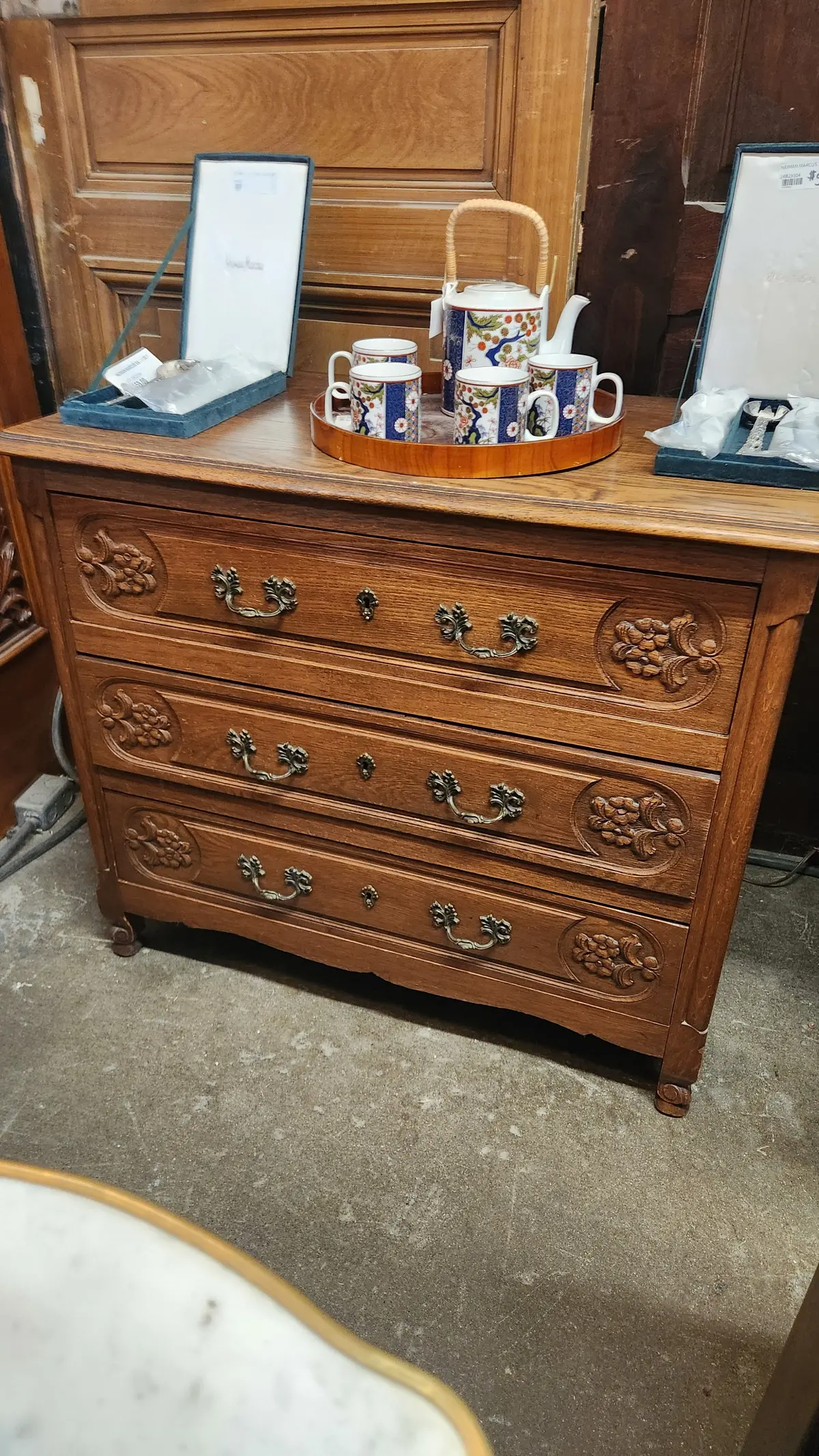 Small 3 Drawer Louis Xv Chest 1