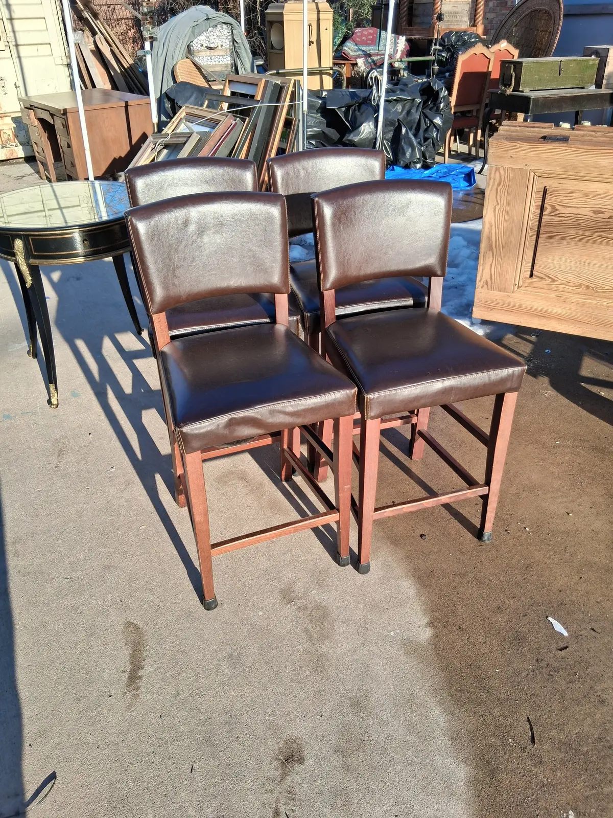 Set Of 4 Counter Height Brown Stools With Backs 1