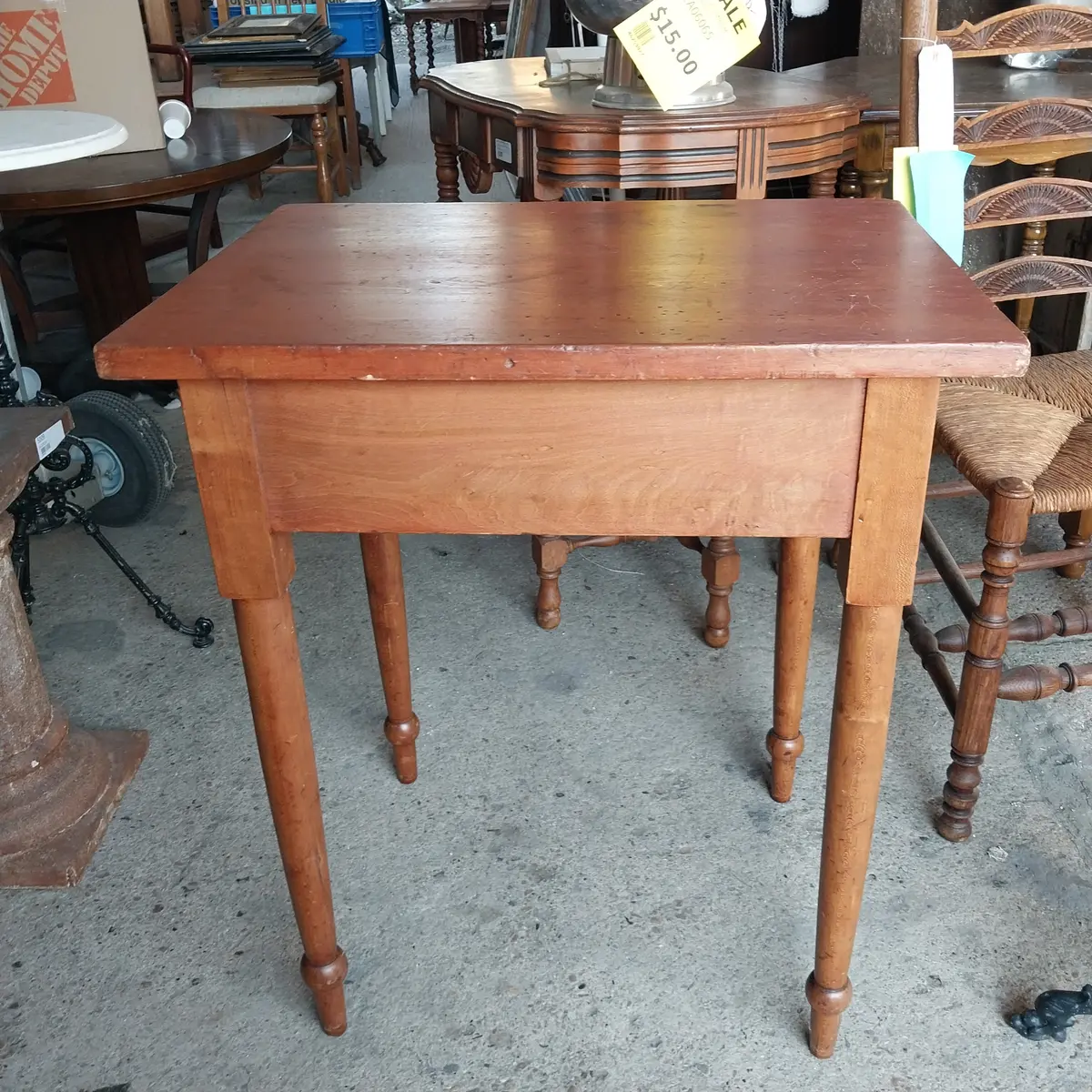 Small Cherry Stand 1
