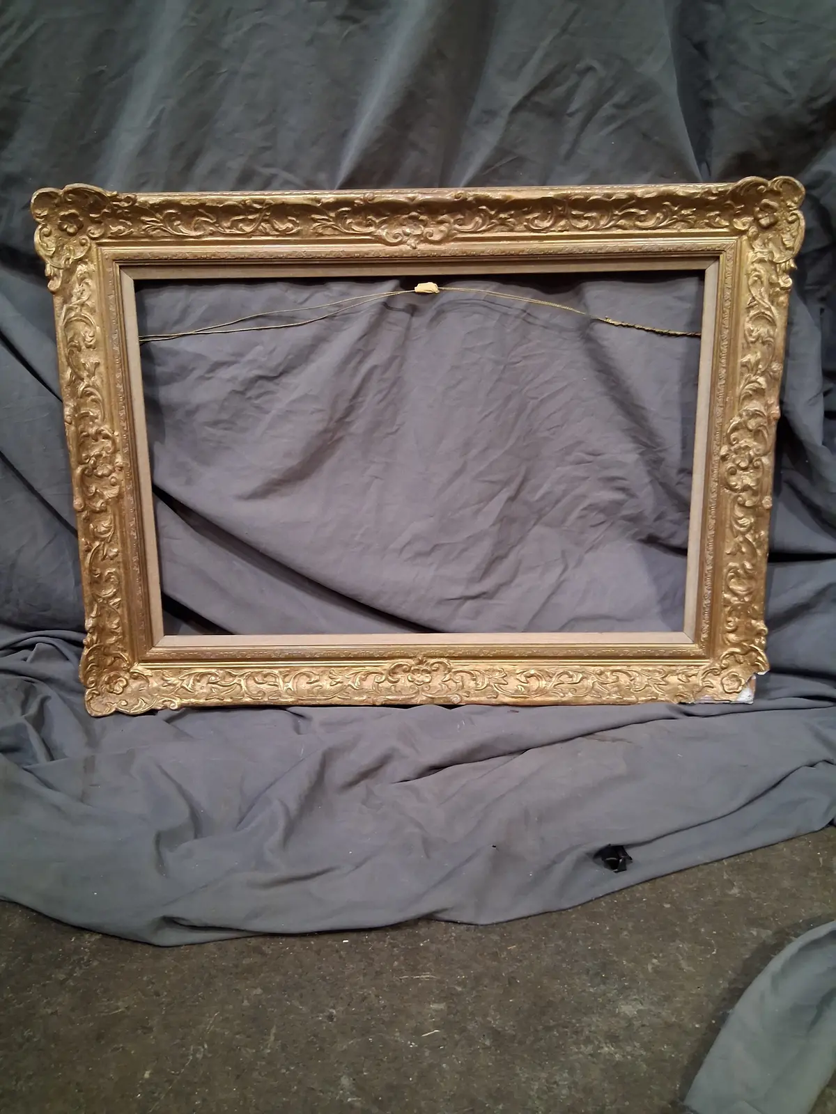 Small Ornate Gold Frame-As Found 1