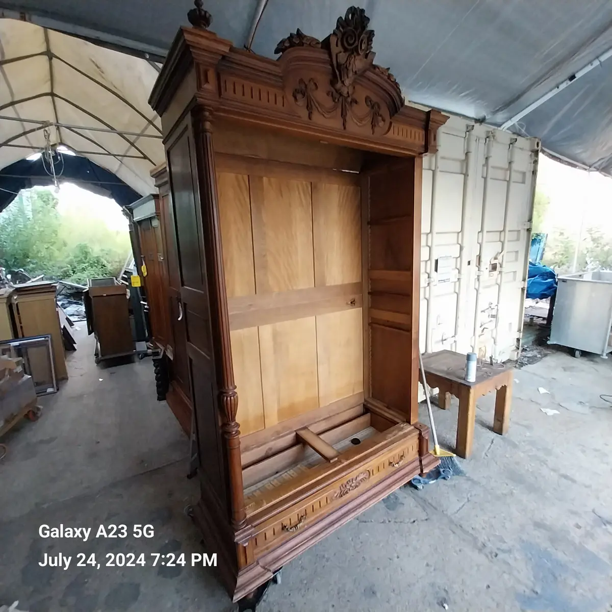 Louis Xvi Display 1