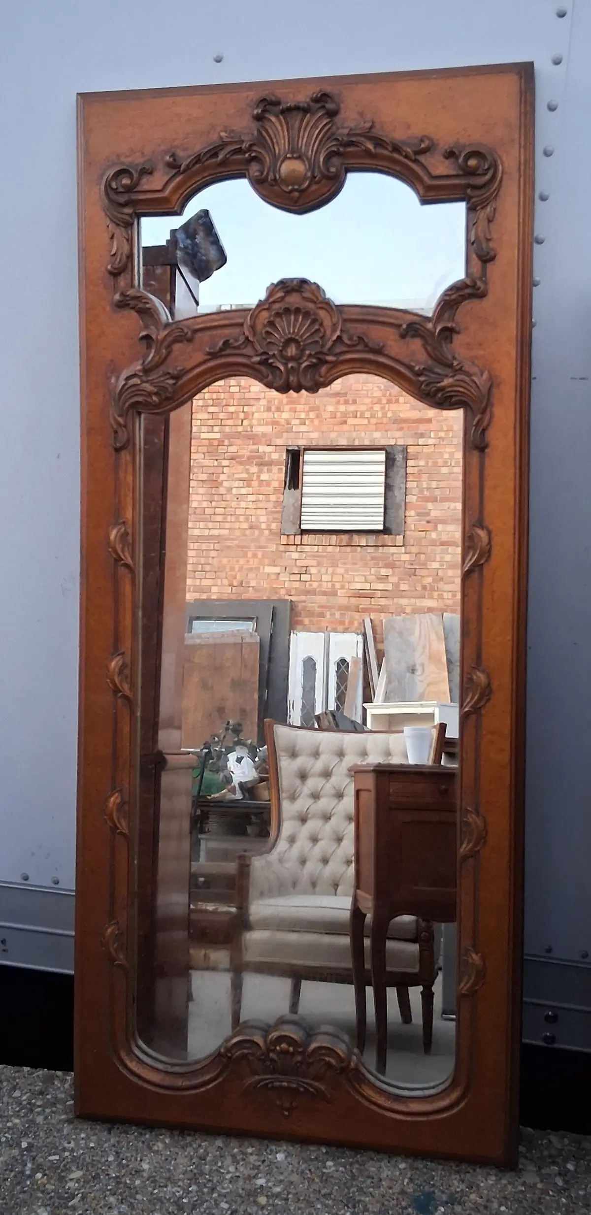 Louis Xv Shell Carved Walnut Mirror 1
