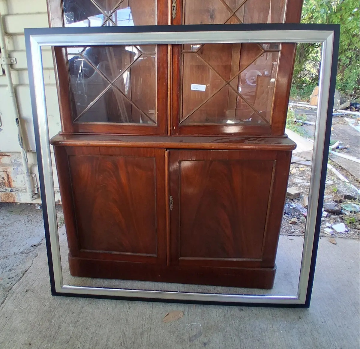 Large Silver Frame With Black Filet 1