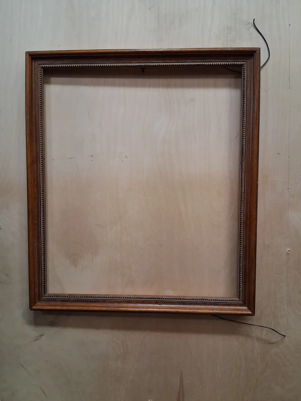 Thin Wood Frame With Beading 1