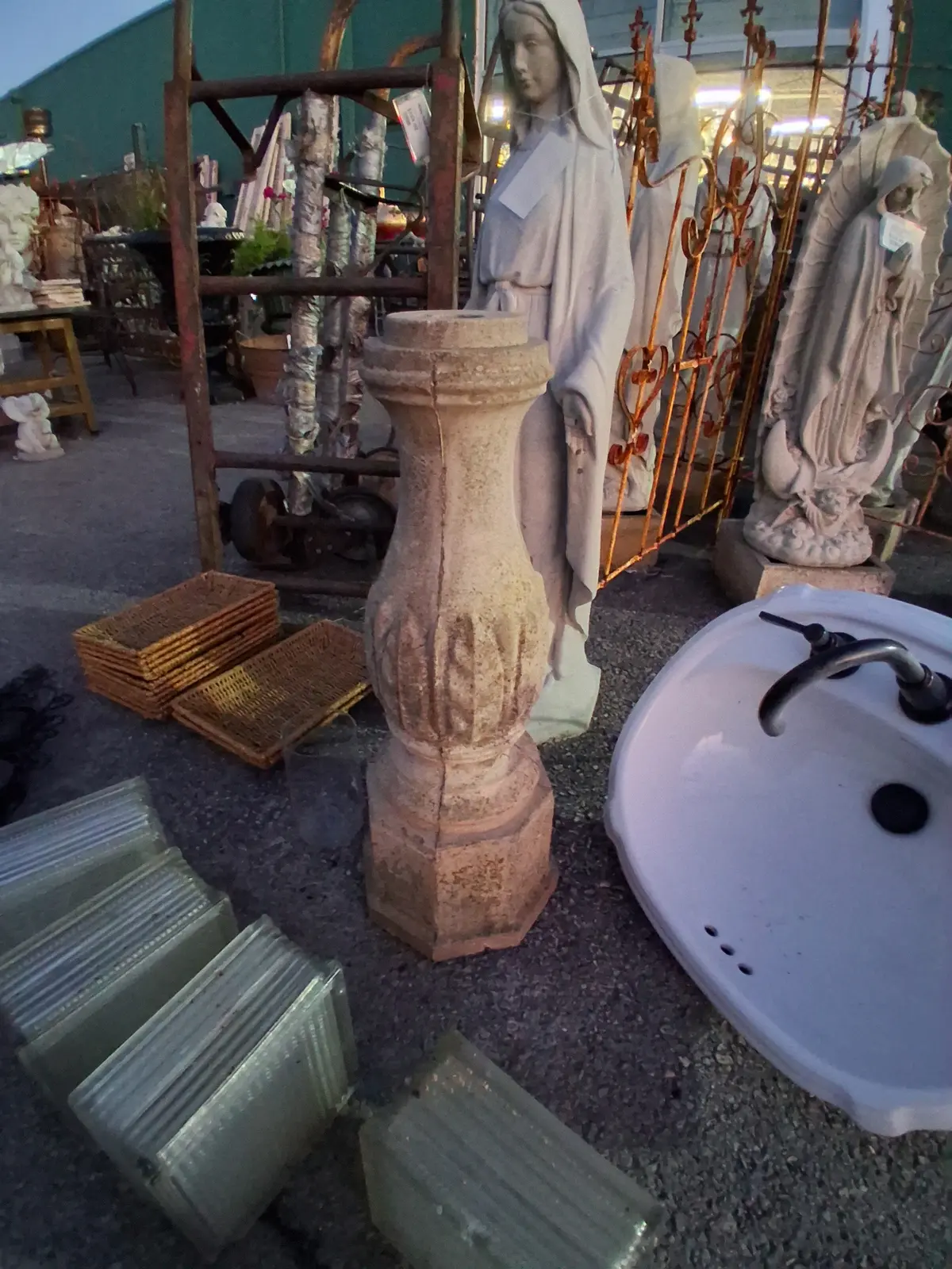 Concrete Pedestal 1