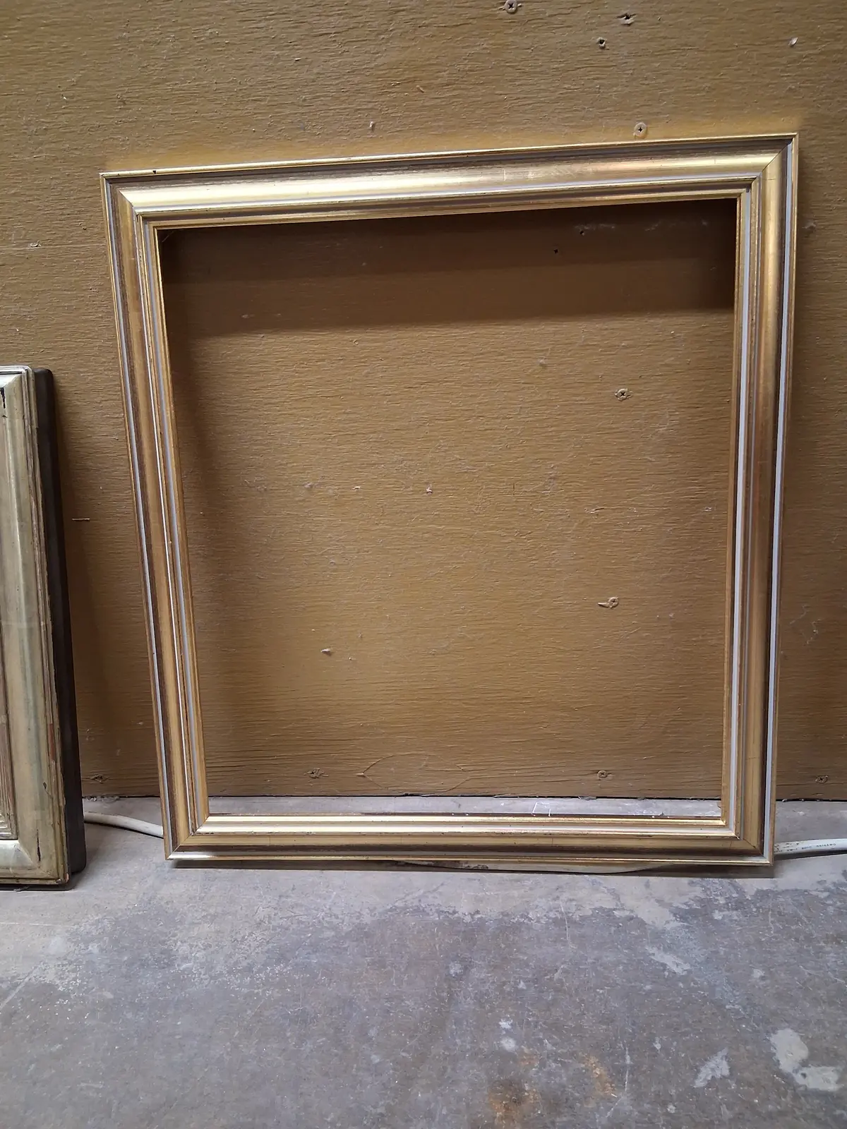 Small Wood Gold Frame 1
