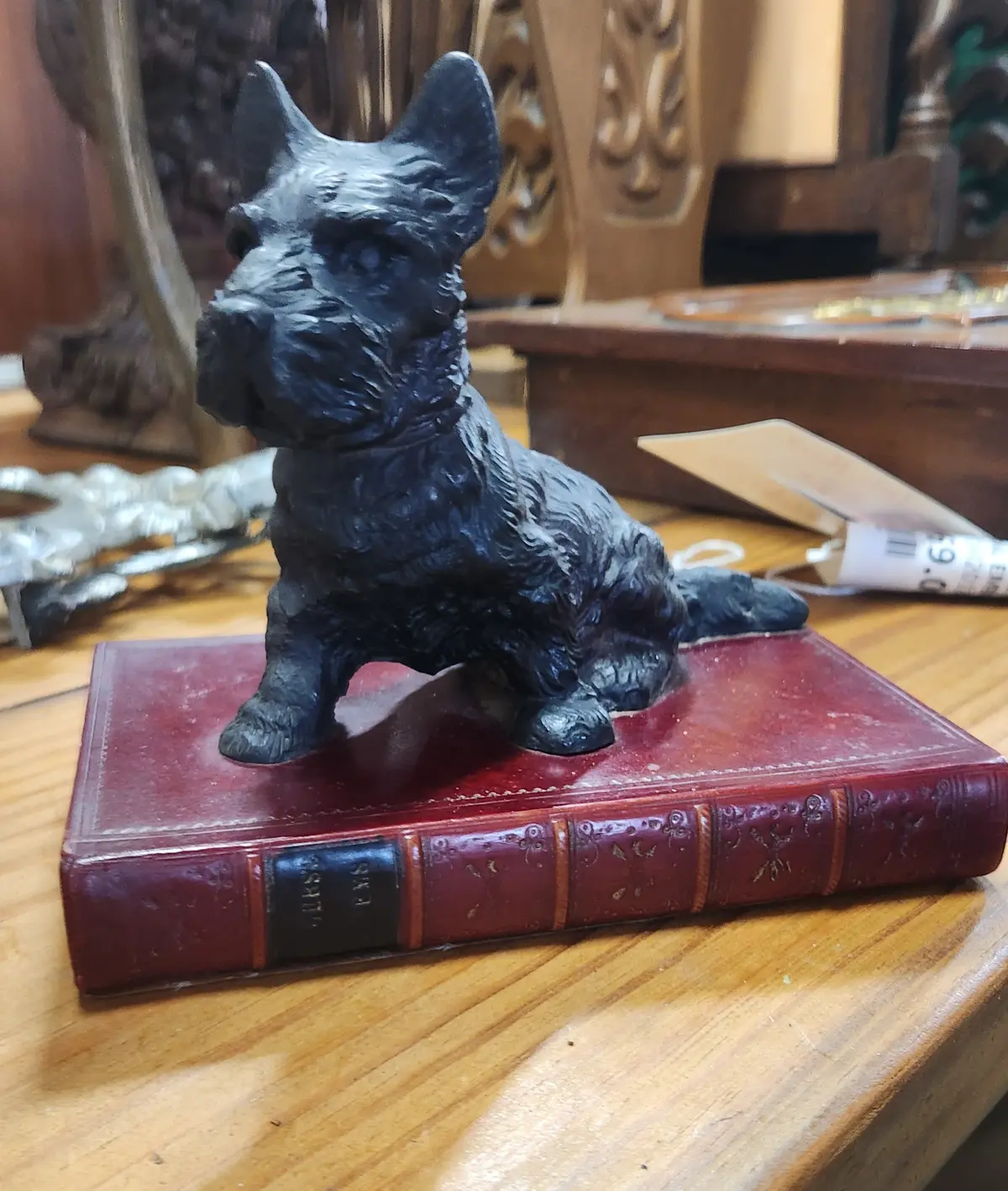 Composition Scottie Dog On Book 1