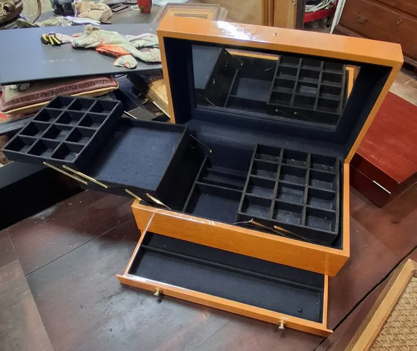 Oak Jewelry Box 1